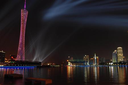 形容广州塔小蛮腰夜景漂亮说说