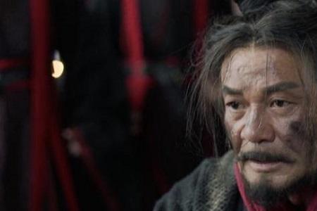 老奸巨猾类似的成语