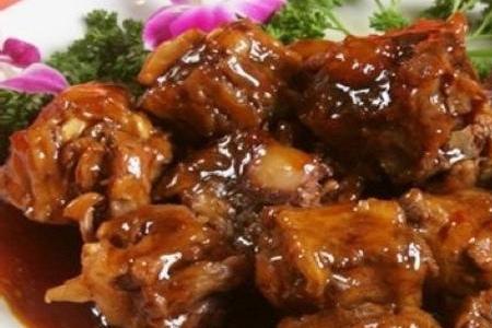 鸿宾楼红烧牛尾的正宗做法
