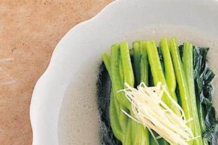 为何芥兰叶子上长花蕾