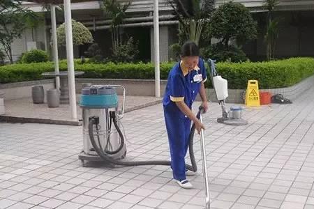 干净卫生的意思