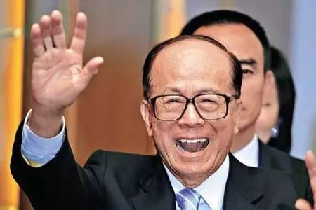 李嘉诚头发是染的吗
