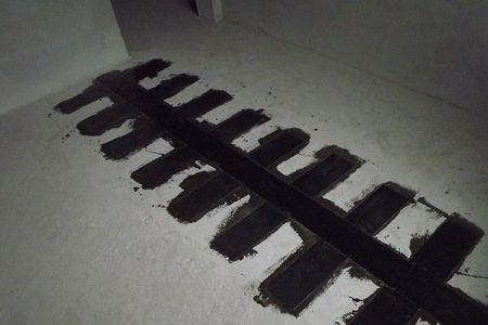 碳纤维布加固楼板时不平怎么办