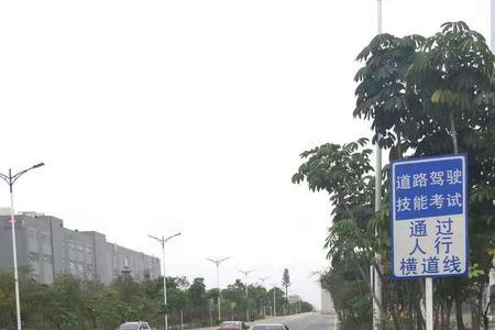 深圳龙岗哪里空旷适合练车