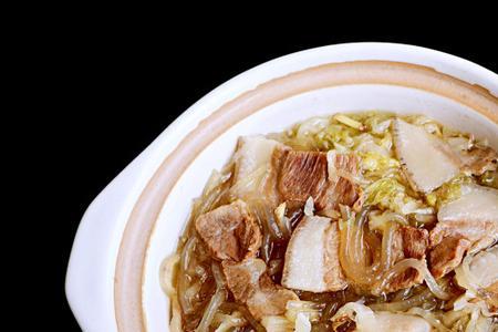 汆白肉酸菜粉条的做法