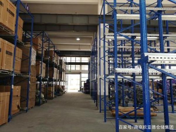 服装店没有库房怎么放货