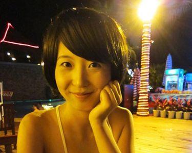 灯光拍照姿势
