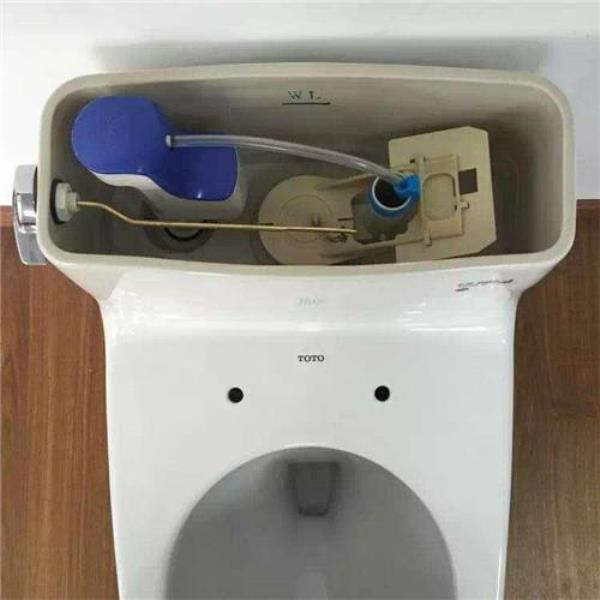 侧按键马桶水箱一直流水