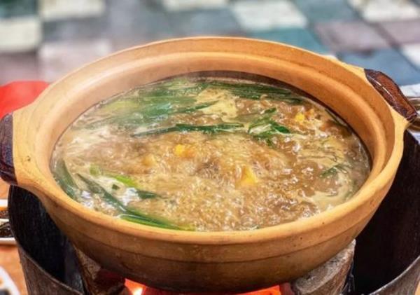 锅边熟是什么意思