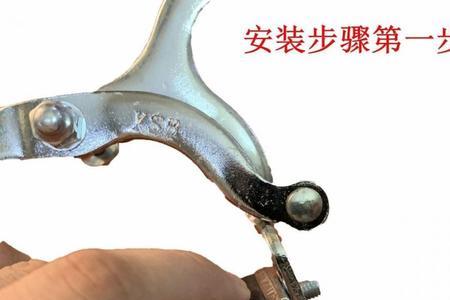 儿童自行车刹车很硬捏不动