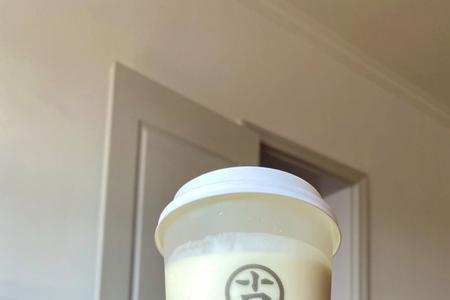 古茗青柠半熟芝士奶绿热量