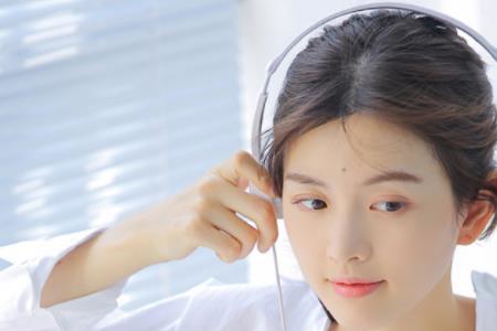 女生对我说啍是什么意思
