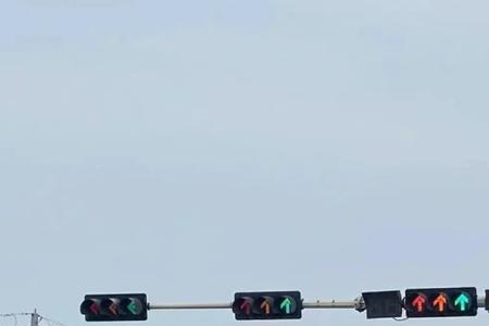 大连启用新版红绿灯了吗