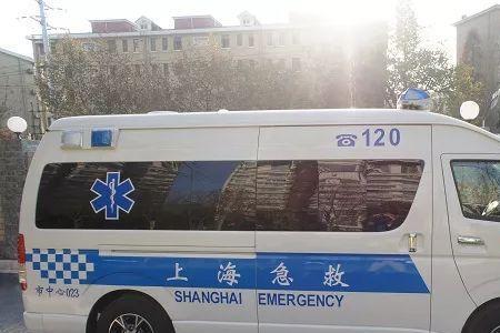 救护车为什么不是白色牌照