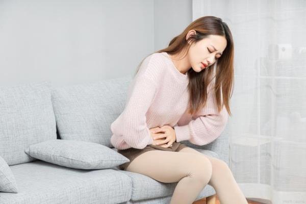 女人说来大姨妈了，啥意思