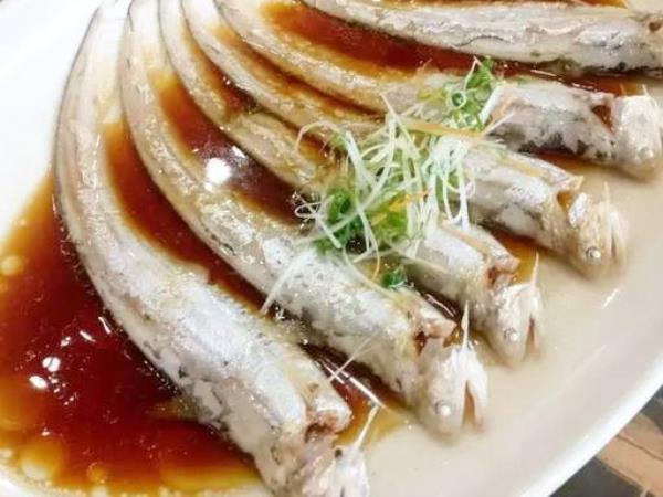 清蒸海刀鱼做法。