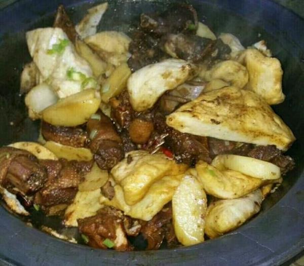 排骨地锅贴饼做法