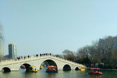 山东省滕州市属于哪个市区