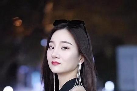 形容女人成熟有韵味的成语