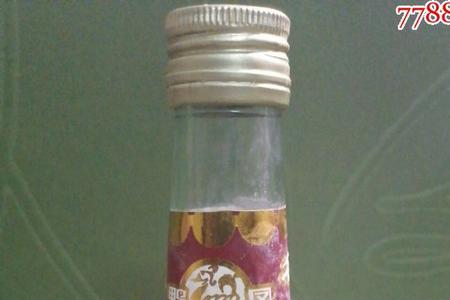 1988年鸭凤窖真假识别