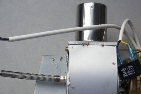 燃气热水器半夜风机自启动