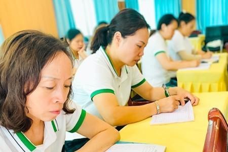 不断夯实业务基础词语