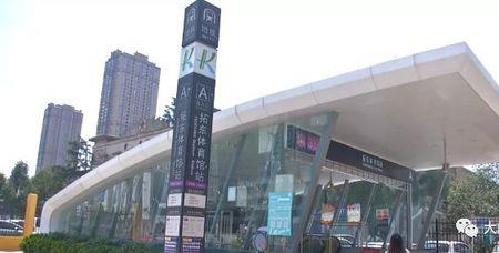 昆明地铁1号线三桥有几个出口