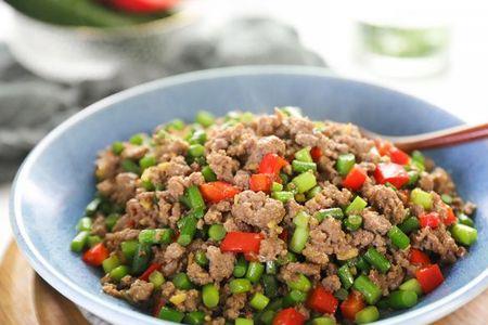 自贡蒜苔牛肉怎么炒