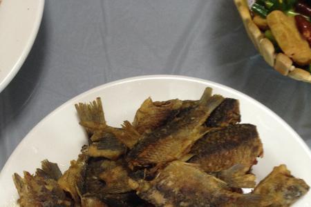 鲫鱼不炸怎么把刺做酥