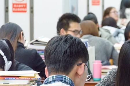 考研成功后要去学校上课吗