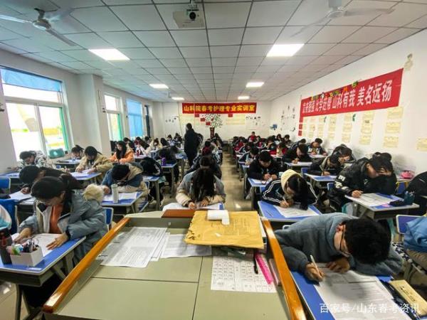 职高除了技能课都学什么文化课