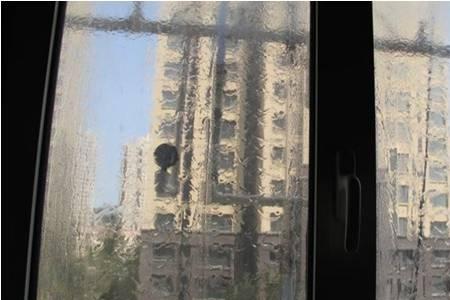 门窗框塞缝后要做淋水试验吗