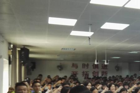 东莞可以带手机的初中