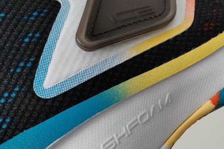 quikfoamlite缓震科技是什么做的