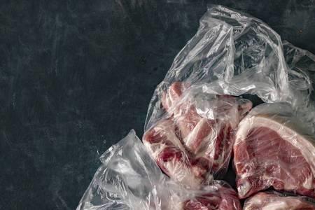 塑料袋可以装肉冷冻吗