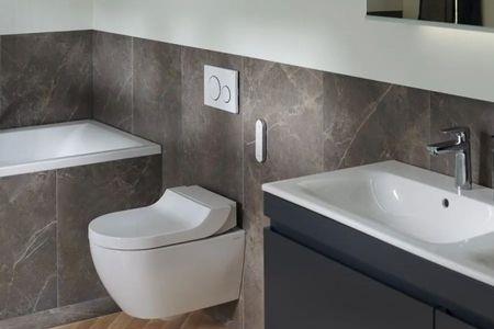 墙排马桶是先砌砖还是先做防水