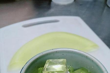 白凉粉跟水的比例