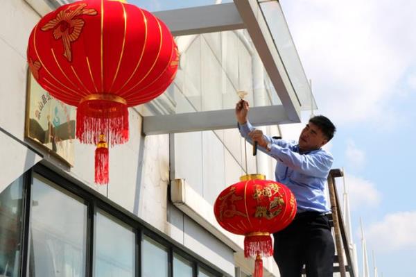 灯笼为什么一挂就挂三年