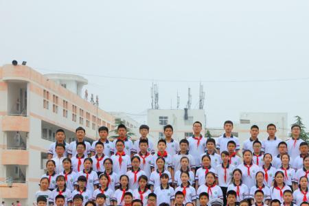 在赣州没有房产证能上小学吗
