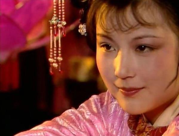 娶妻当娶史湘云什么意思