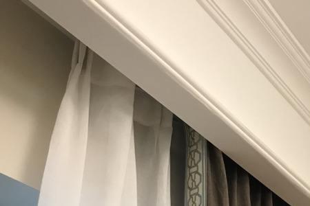 窗帘挂中间可以吗