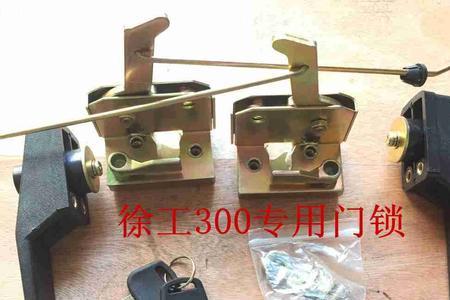 徐工25吨吊车下车门锁怎么更换
