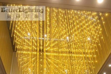 商场中空顶灯如何更换