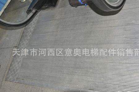 奥的斯电梯停车时有顿挫感
