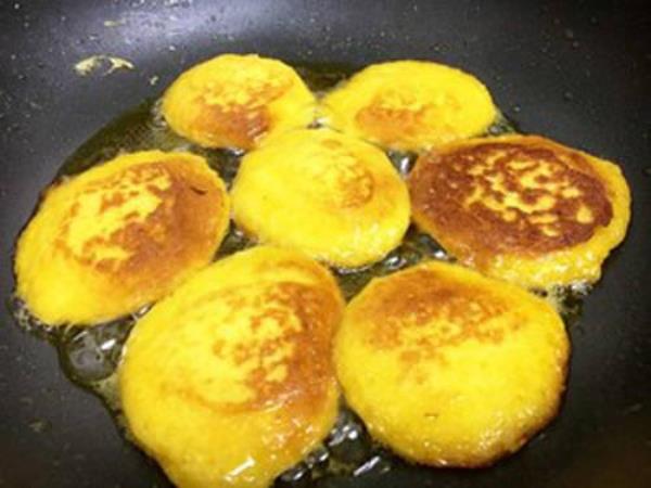 炒玉米面饼子家常做法