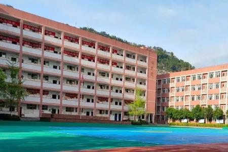 万州南京中学是属于几类中学