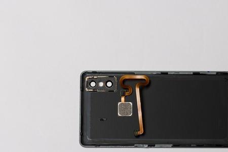 手机后盖用什么胶粘的