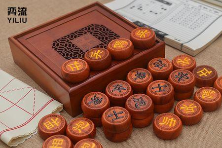 红花梨象棋要上漆吗