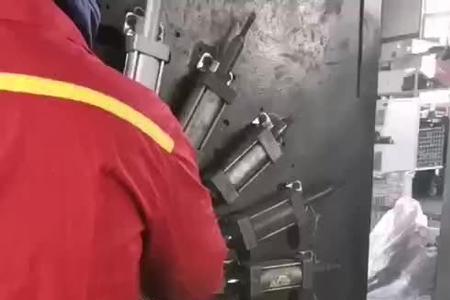 玻璃顶的骨架用多厚的不锈钢