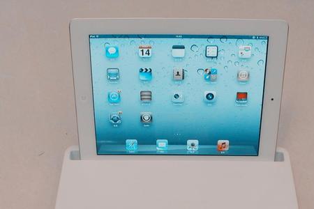 ipad可以用线连接音响吗